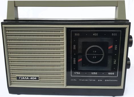 GIALA TRANZISZTOROS R&Aacute;DI&Oacute;