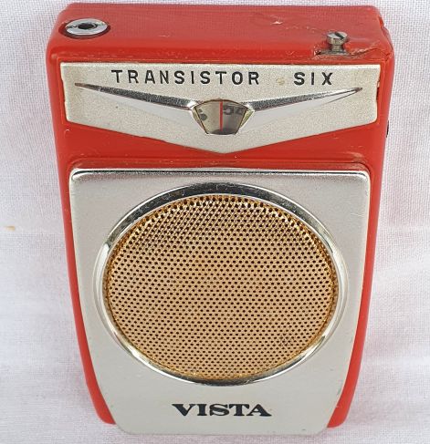 VISTA 6 TRANZISZTOROS R&Aacute;DI&Oacute;